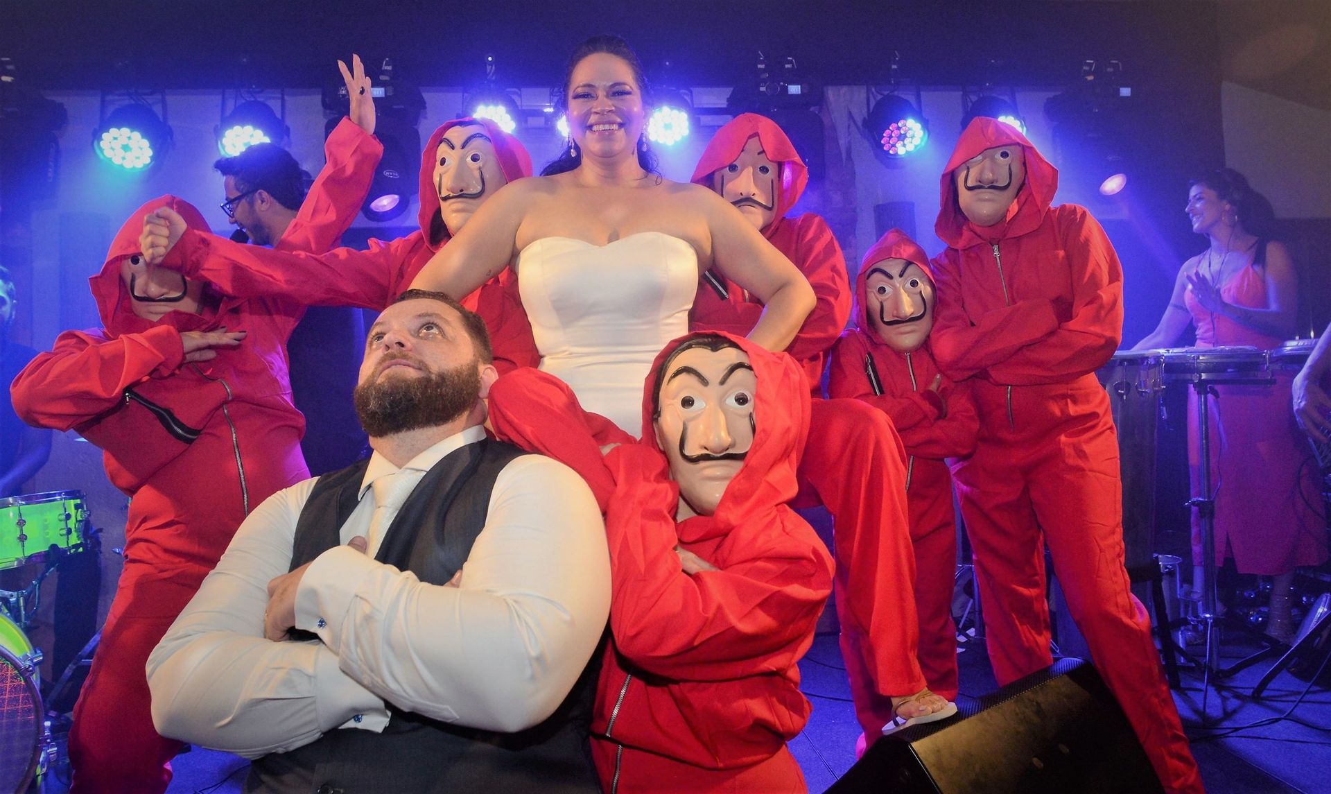 Foto La Casa de Papel - Casamento em Brasília-DF Foto La Casa de Papel - Casamento em Brasília-DF - Imagem 0