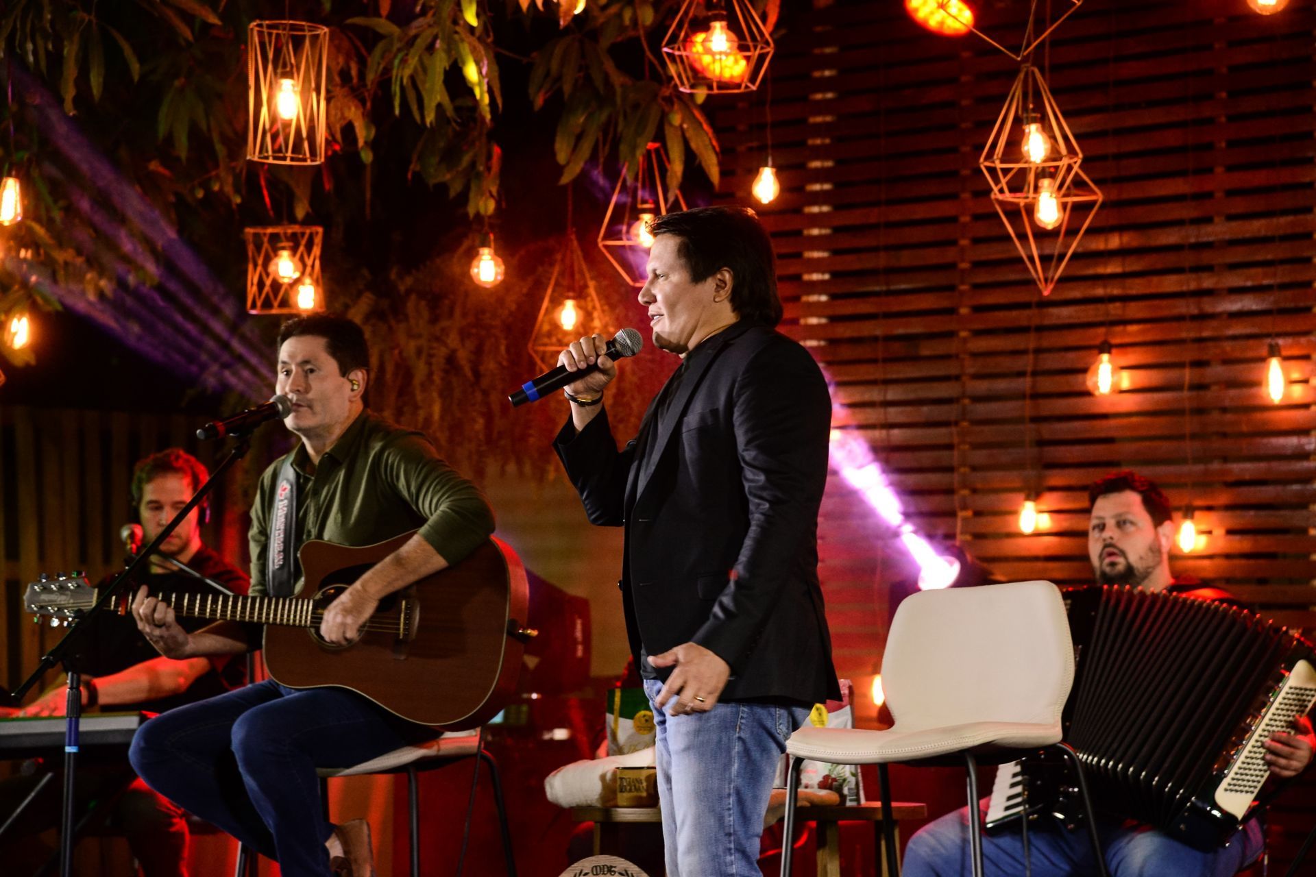 Foto Gian e Giovani - Live Solidária em Brasília Foto Gian e Giovani - Live Solidária em Brasília - Imagem 12