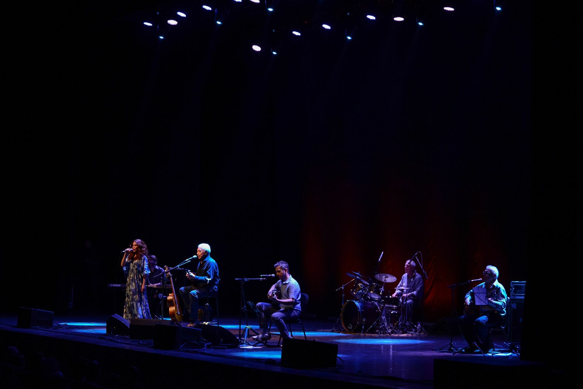 Foto Fotografia de Show - Brasília - Paulinho da Viola Foto Fotografia de Show - Brasília - Paulinho da Viola - Imagem 19