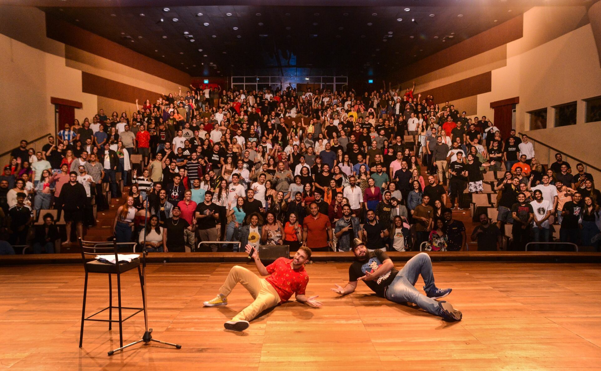 Foto Leo Lins Show de risadas em Brasília Foto Leo Lins Show de risadas em Brasília - Imagem 24
