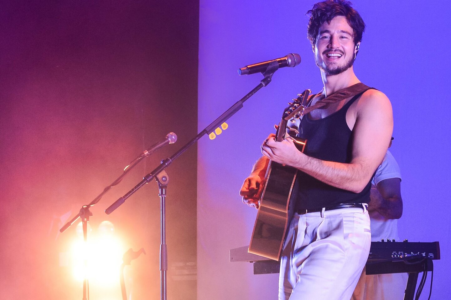 Tiago Iorc emociona Brasília Tiago Iorc emociona Brasília