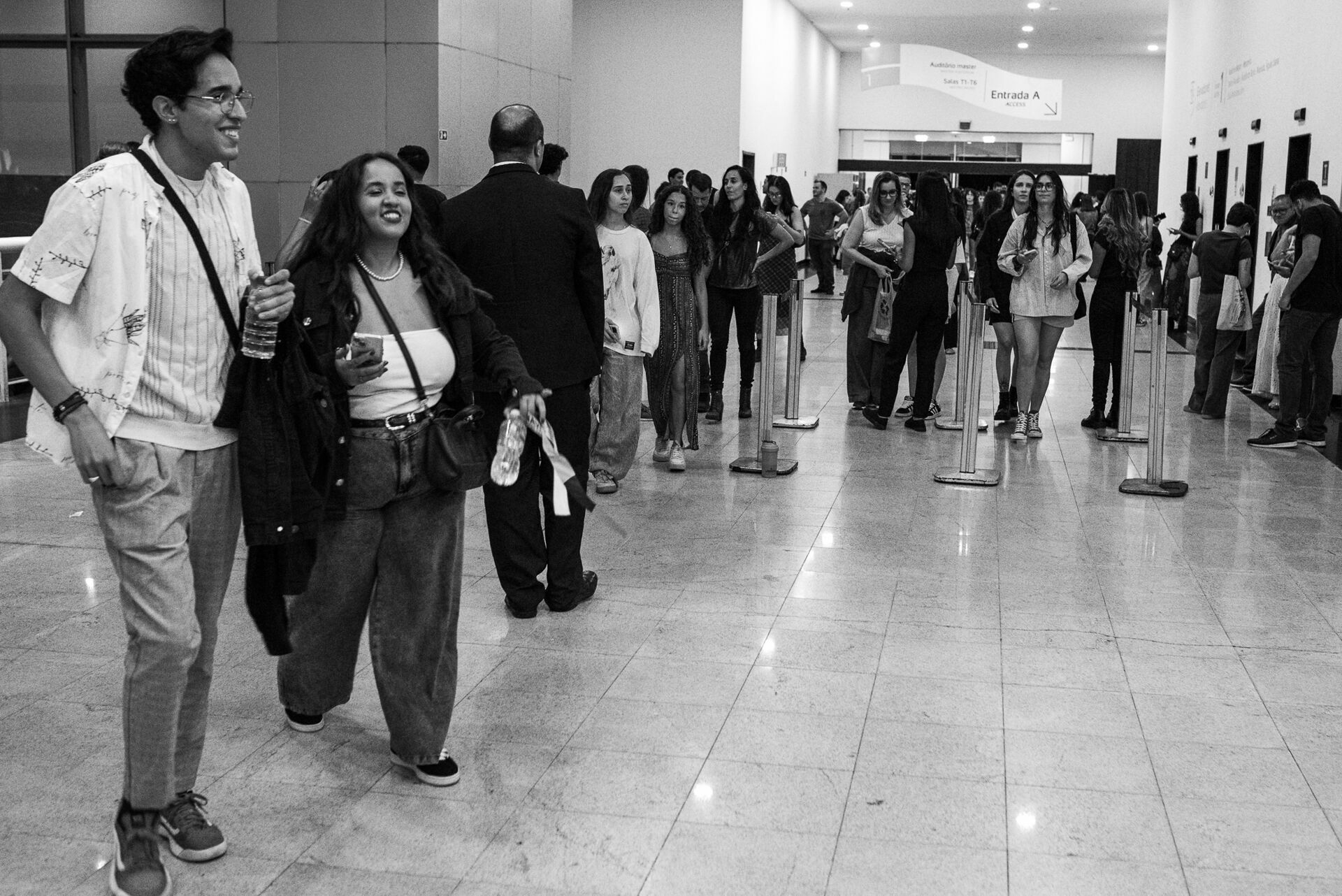 Foto AnaVitória brilham no palco do Centro de Convenções Ulysses Guimarães Foto AnaVitória brilham no palco do Centro de Convenções Ulysses Guimarães - Imagem 0