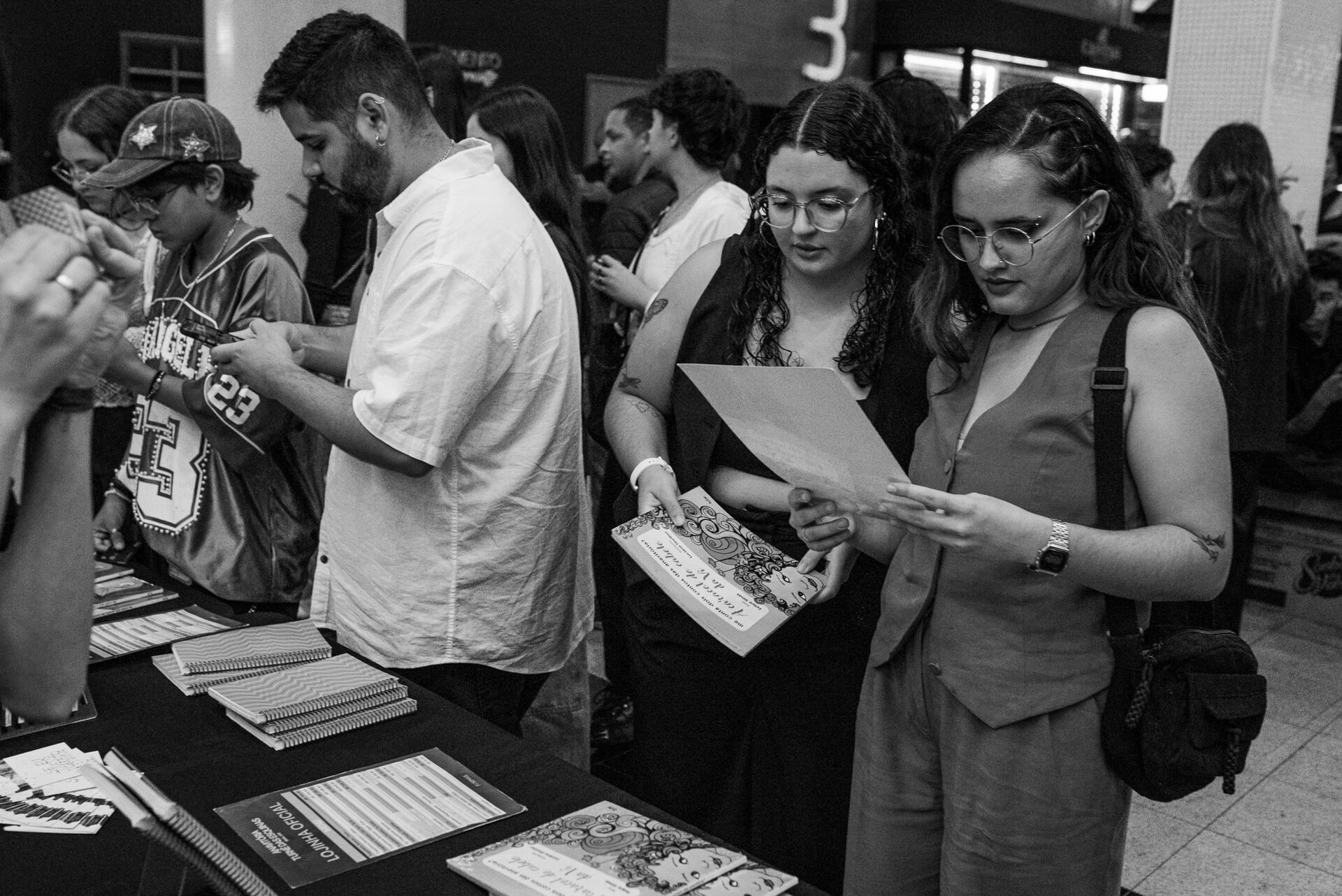 Foto AnaVitória brilham no palco do Centro de Convenções Ulysses Guimarães Foto AnaVitória brilham no palco do Centro de Convenções Ulysses Guimarães - Imagem 2