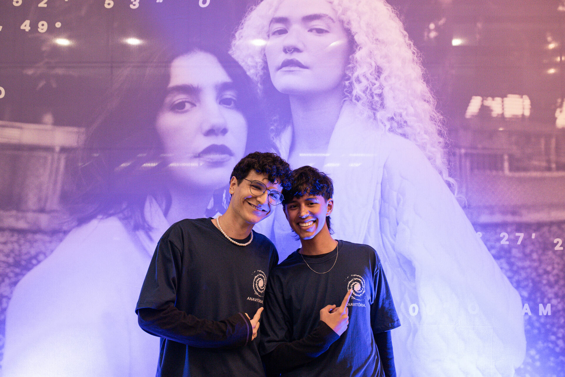 Foto AnaVitória brilham no palco do Centro de Convenções Ulysses Guimarães Foto AnaVitória brilham no palco do Centro de Convenções Ulysses Guimarães - Imagem 4