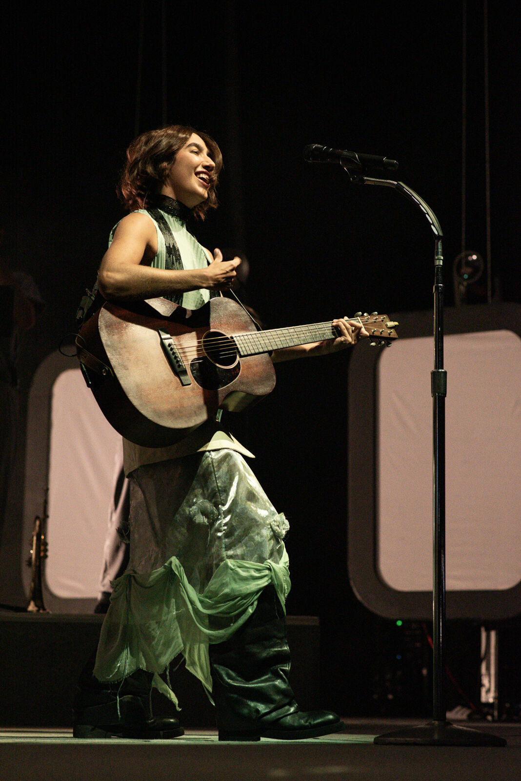 Foto AnaVitória brilham no palco do Centro de Convenções Ulysses Guimarães Foto AnaVitória brilham no palco do Centro de Convenções Ulysses Guimarães - Imagem 11