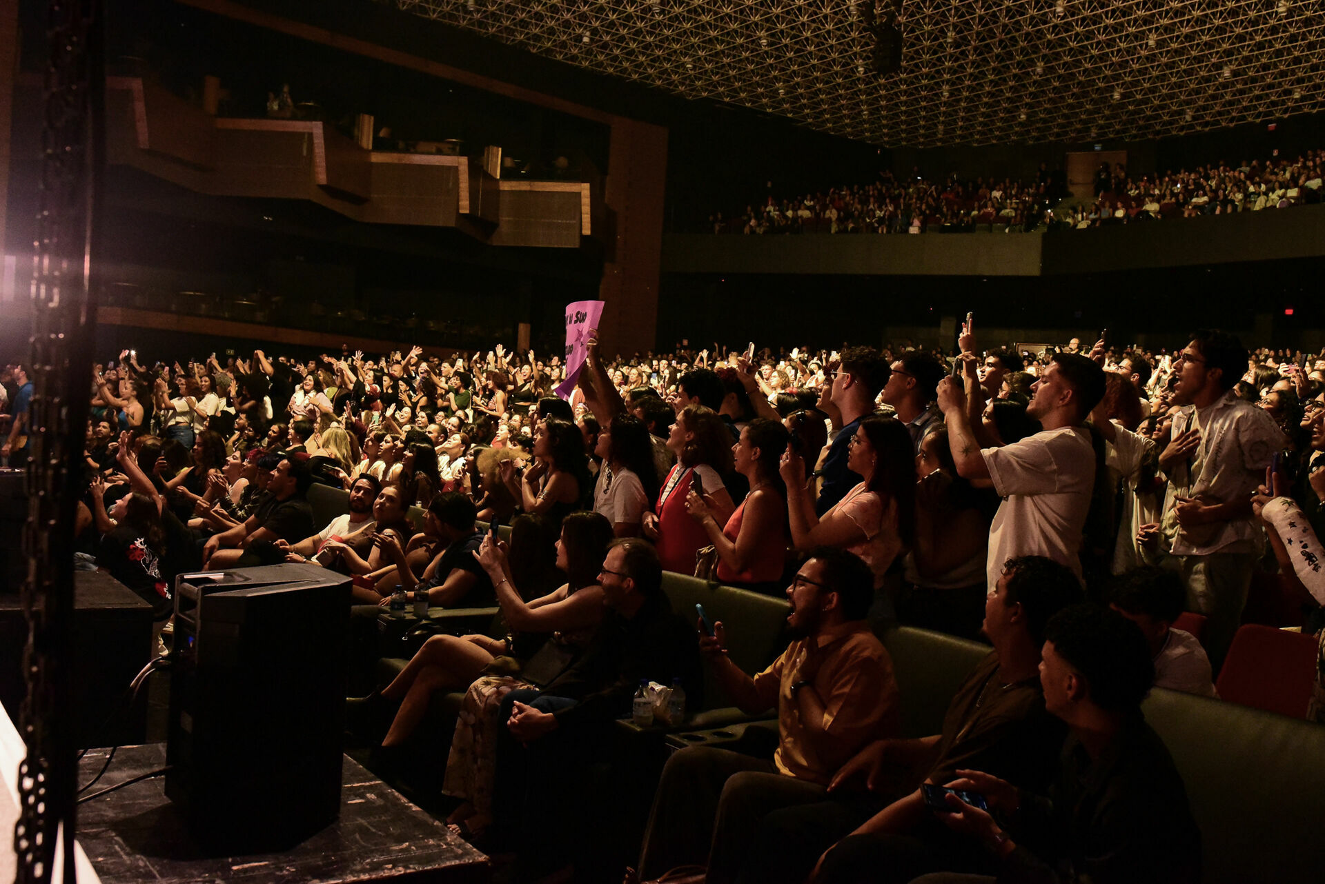 Foto AnaVitória brilham no palco do Centro de Convenções Ulysses Guimarães Foto AnaVitória brilham no palco do Centro de Convenções Ulysses Guimarães - Imagem 24