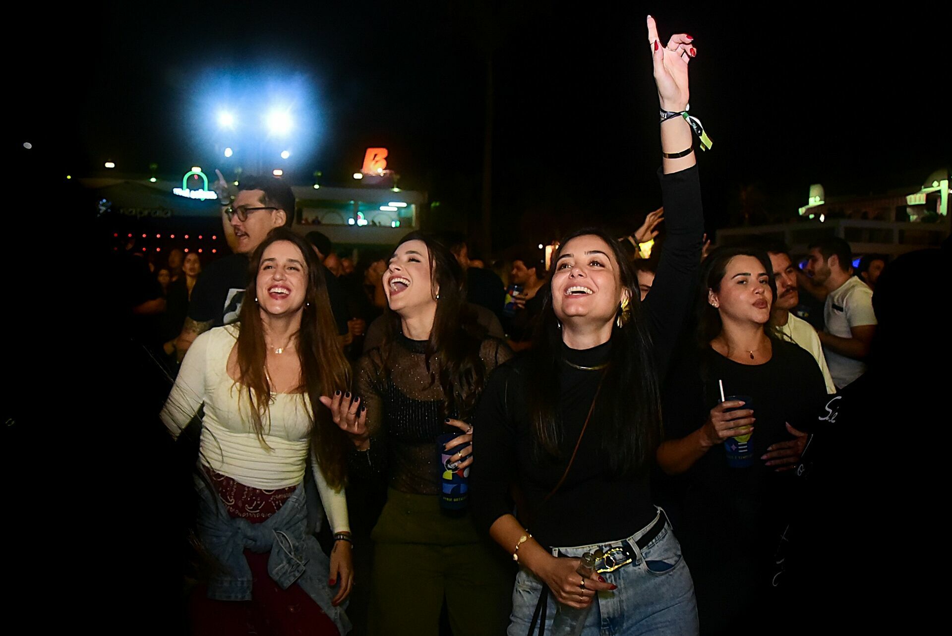 Foto Na Praia - O mega festival musical de BrasÃƒÂ­lia  - Imagem 19