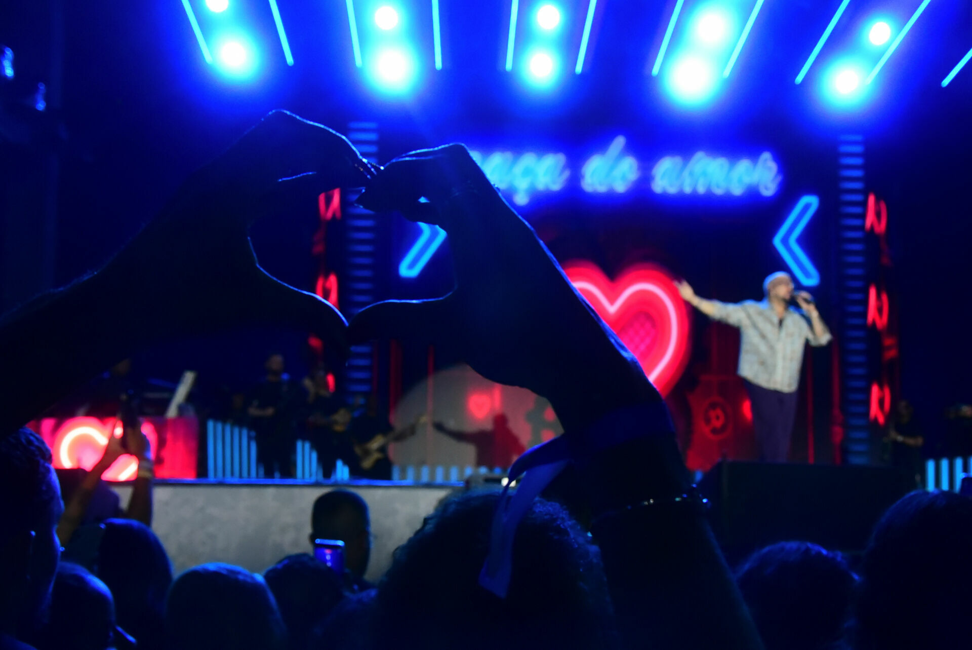 Foto Na Praia - O mega festival musical de BrasÃƒÆ’Ã†â€™Ãƒâ€šÃ‚Â­lia  - Imagem 2